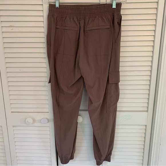 Athleta Chelsea Utility Jogger Pants Women 6 Mineral Brown Featherweight Stretch - Picture 5 of 16